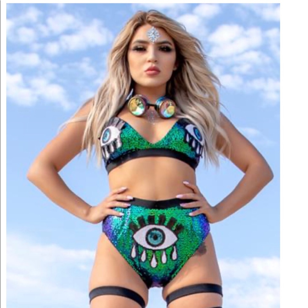 2 piece rave wonderland outfit